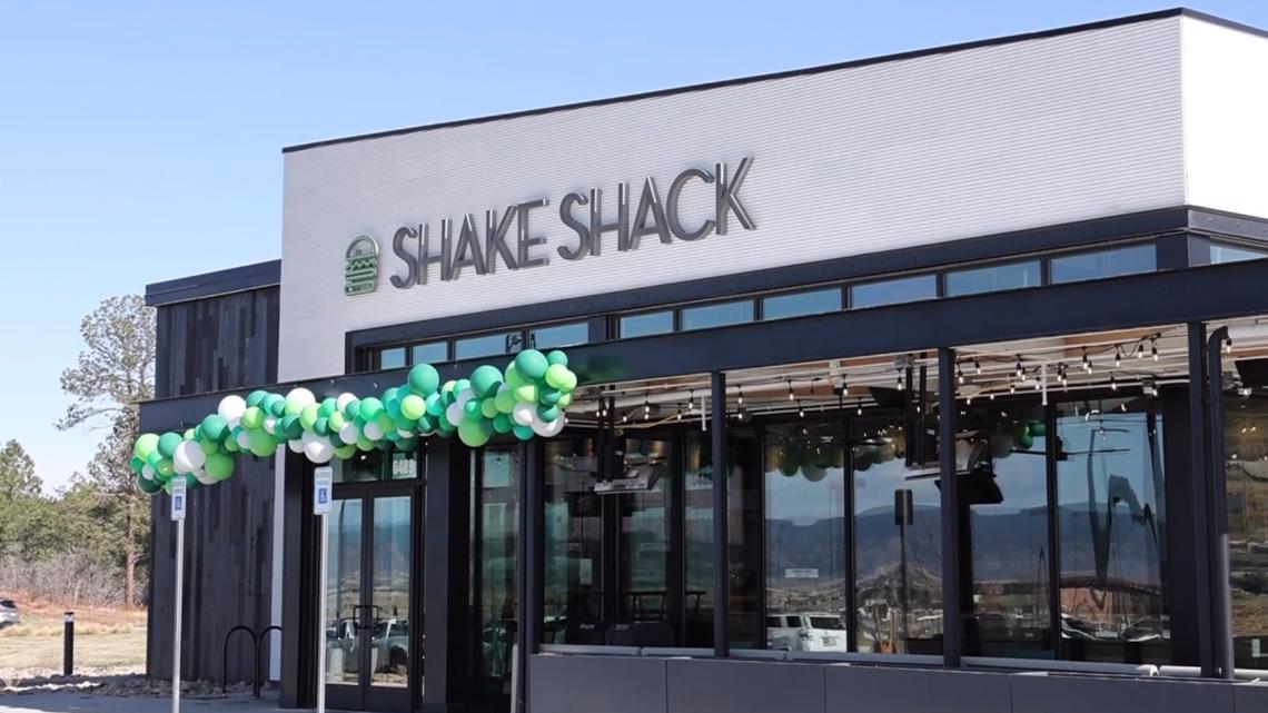 Shake Shack opens 1st Colorado drivethru location in Castle Rock