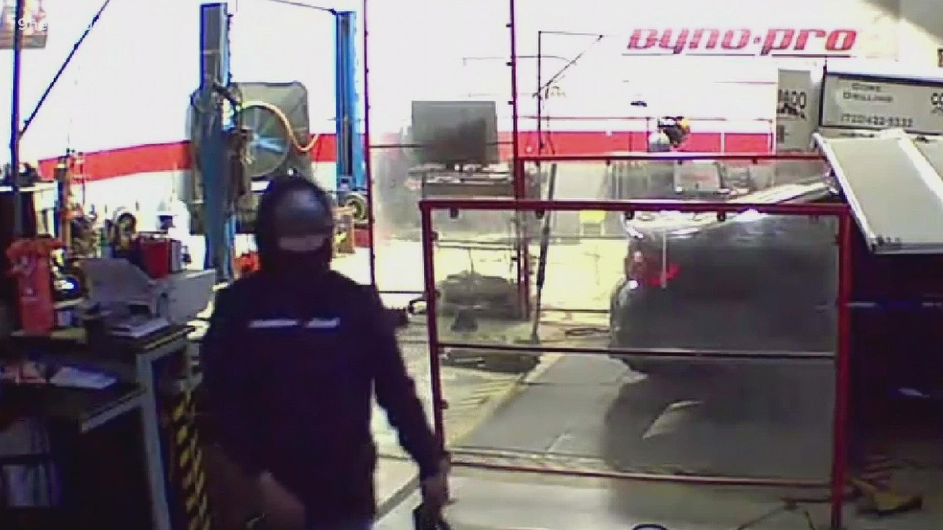 The suspects tried to break into an auto body shop in the 5900-block of Marion Drive.