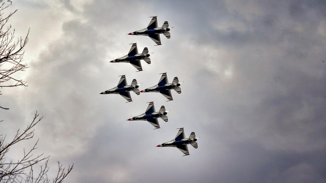 WATCH U.S. Air Force Thunderbirds fly over Colorado