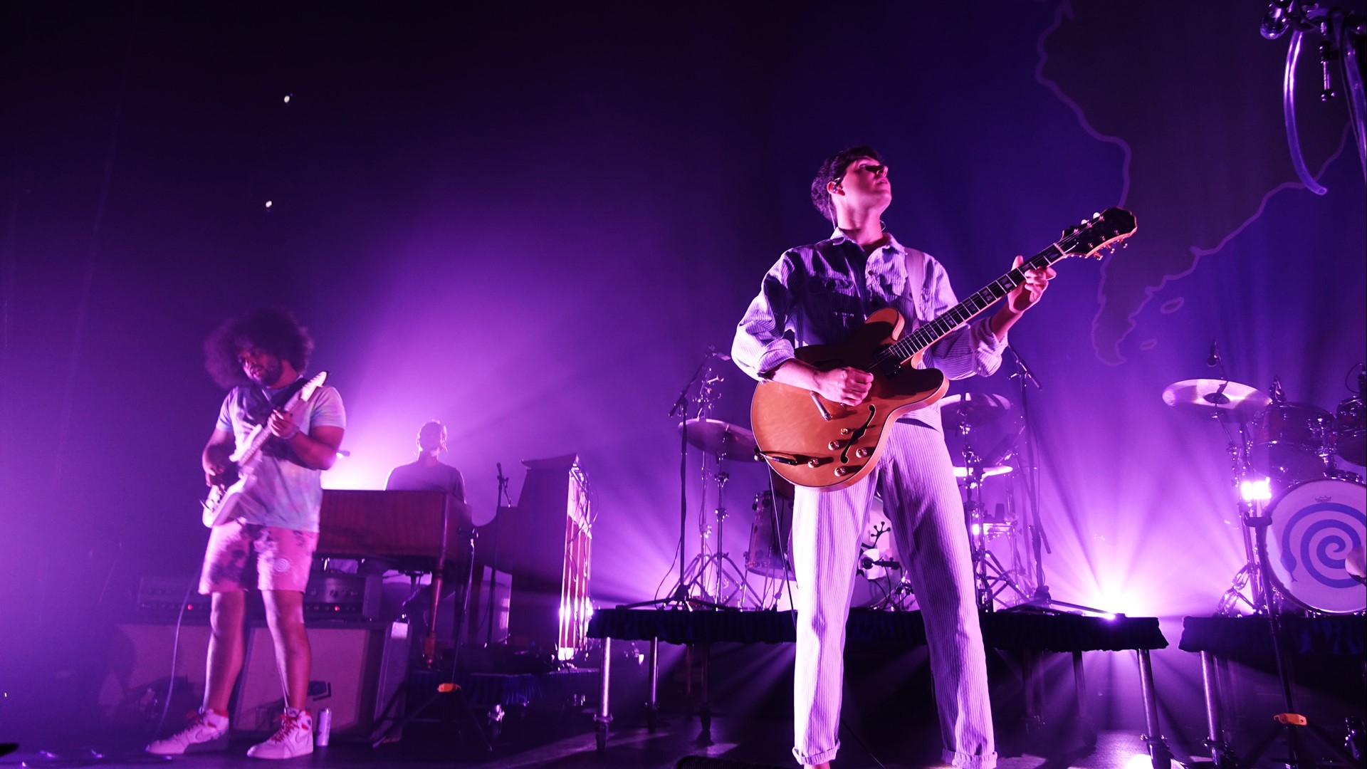 Vampire Ride Vampire Weekend books 39-date North American concert tour | 9news.com