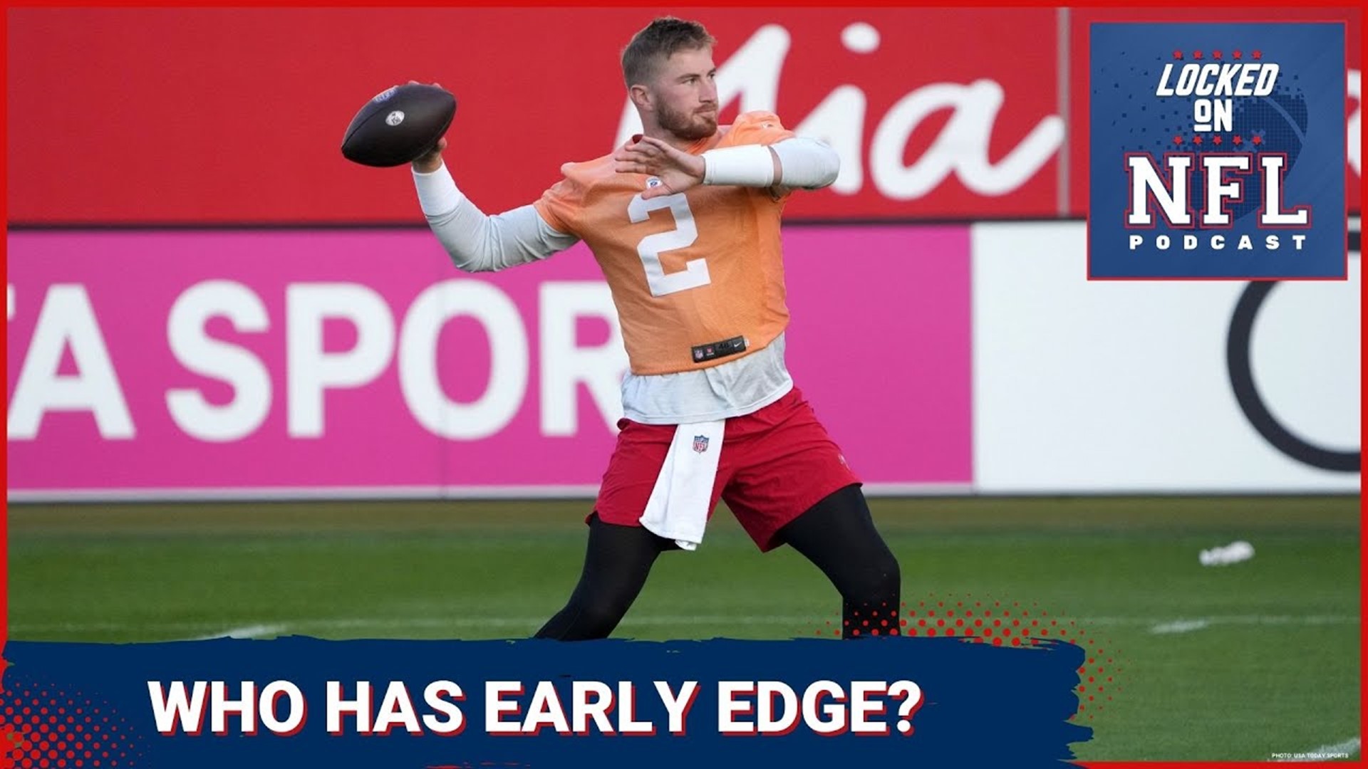 Who has the early edge in the Tampa Bay Buccaneers QB battle between Kyle Trask Baker Mayfield