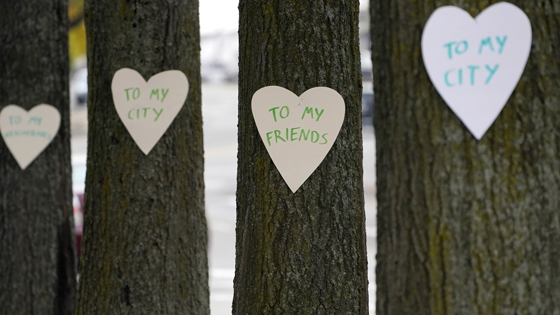 Maine shooting victims' names identified - Vimarsana News
