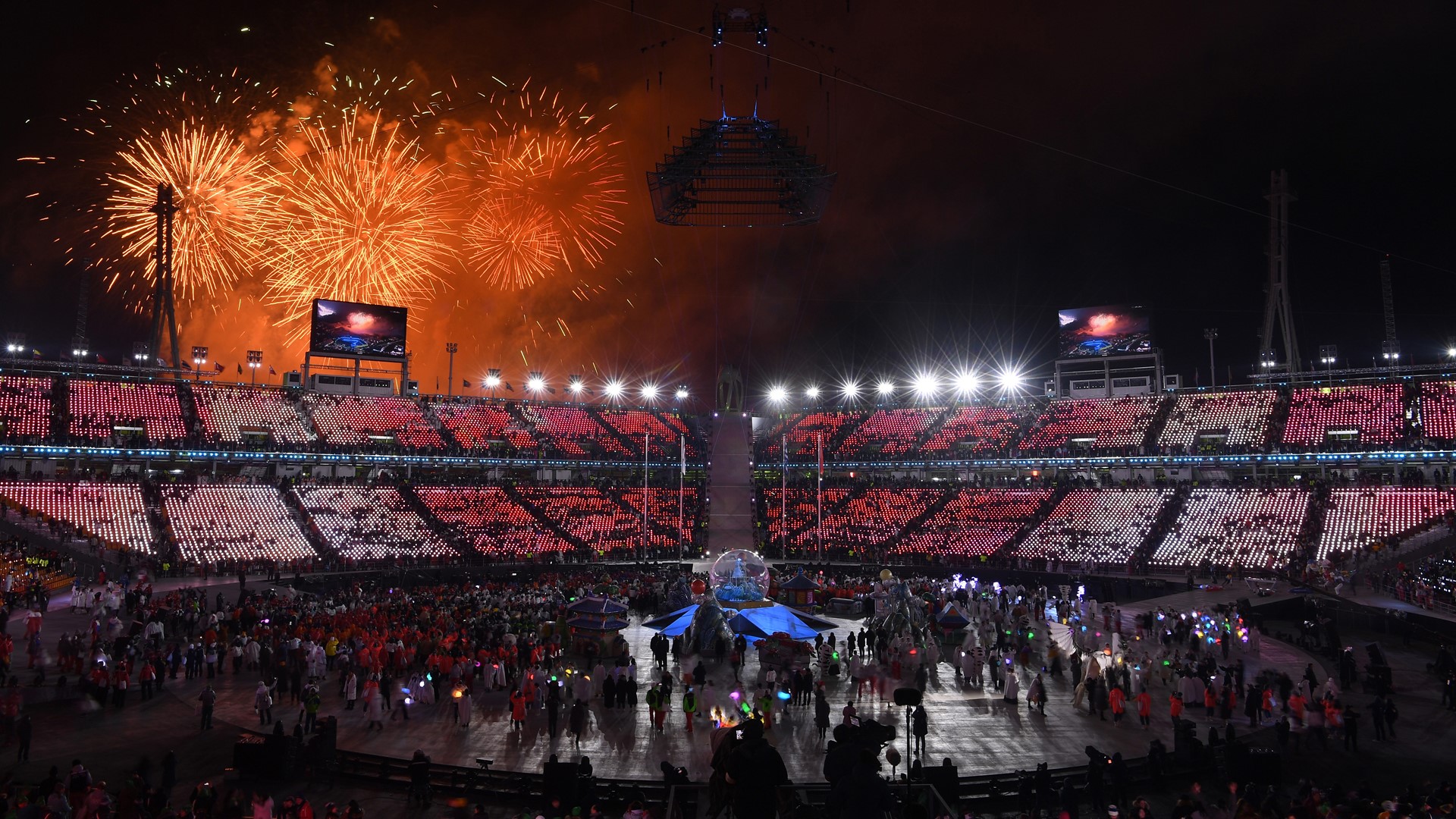 PHOTOS: Stunning images from the Olympic closing ceremony | 9news.com