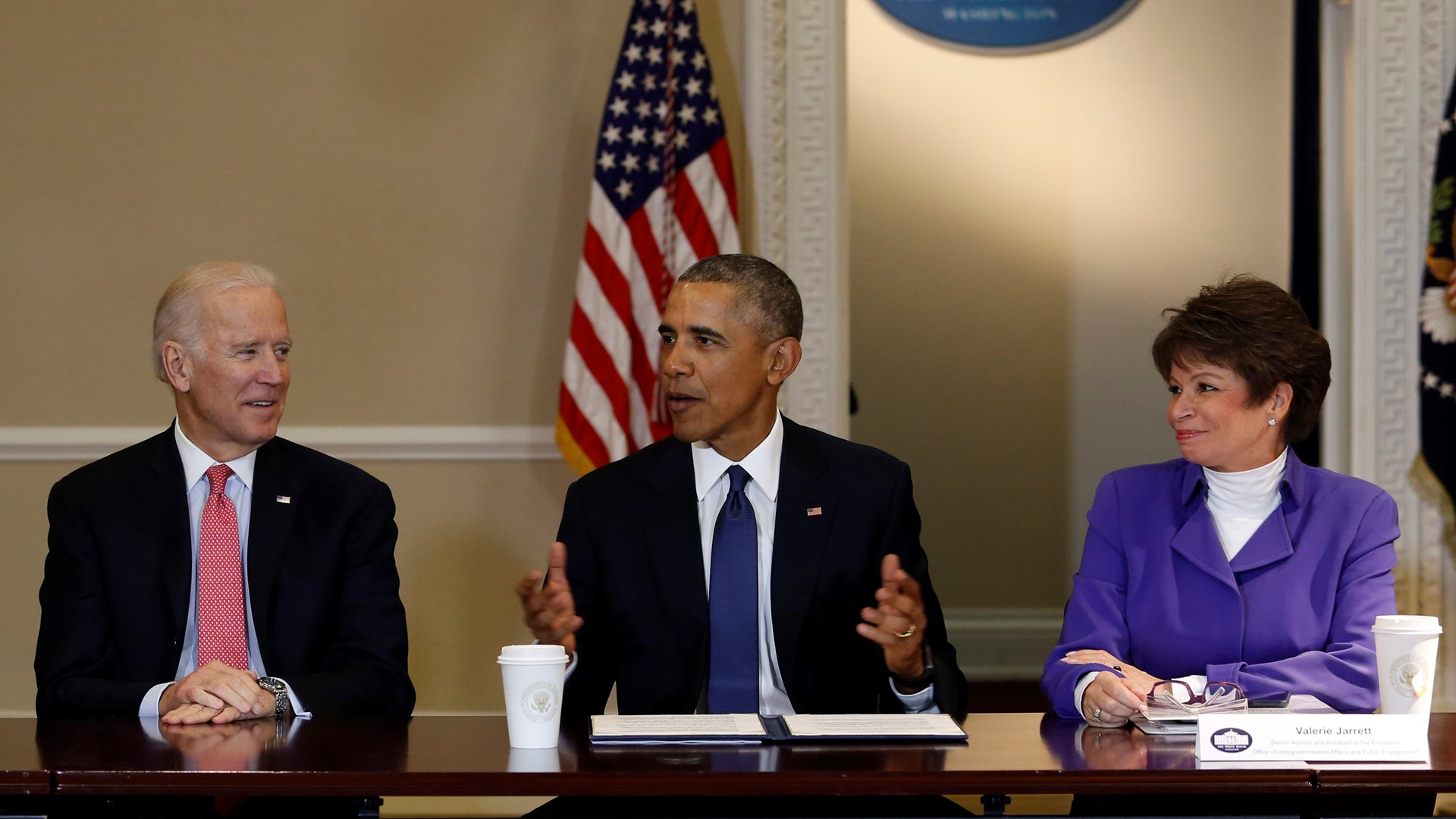 'A teaching moment': Valerie Jarrett responds to Roseanne's racist ...
