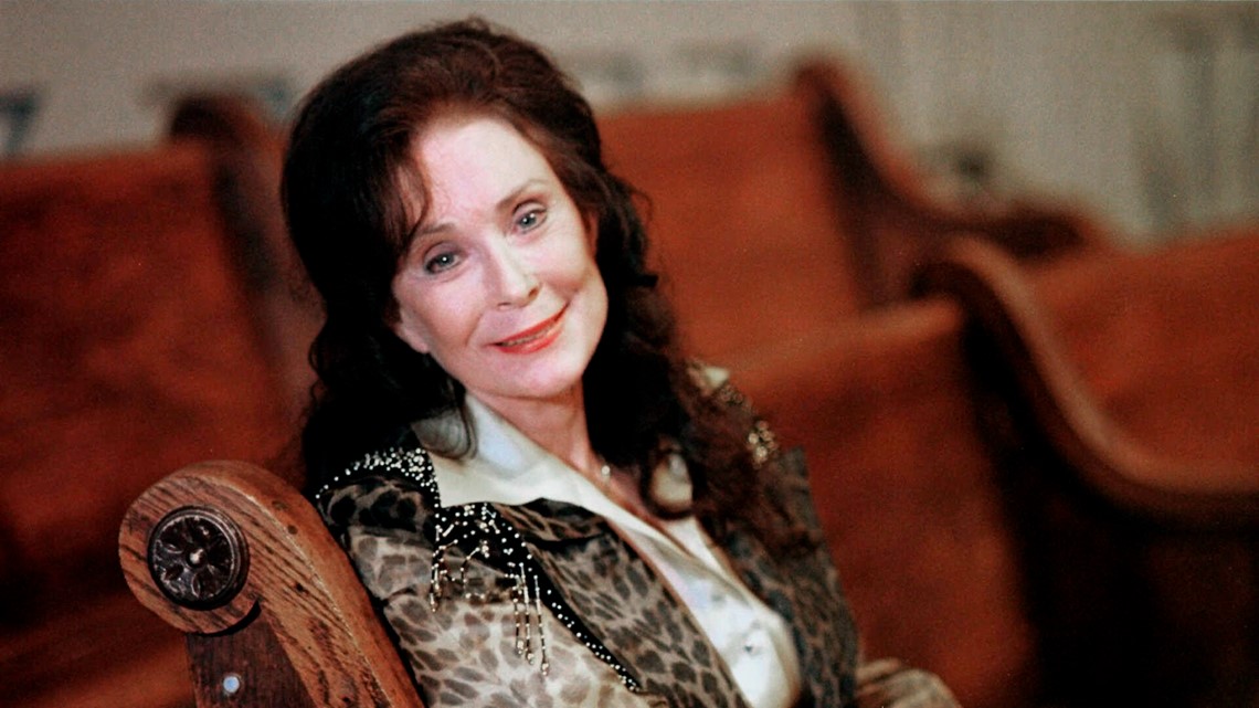 Loretta Lynn dead at 90 | 9news.com - Vimarsana News