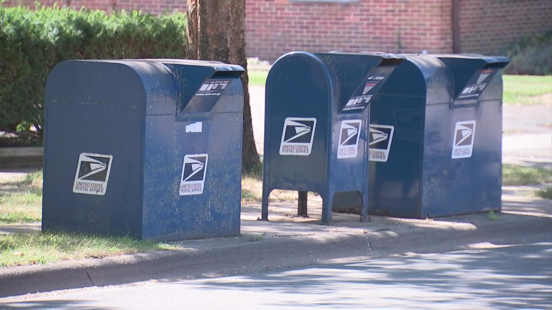 Postal Service reform bill guarantees 6dayaweek delivery