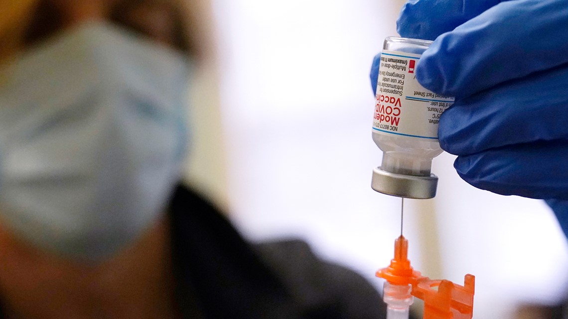 Vaksin COVID modern: FDA memberikan persetujuan, beberapa bulan setelah Pfizer