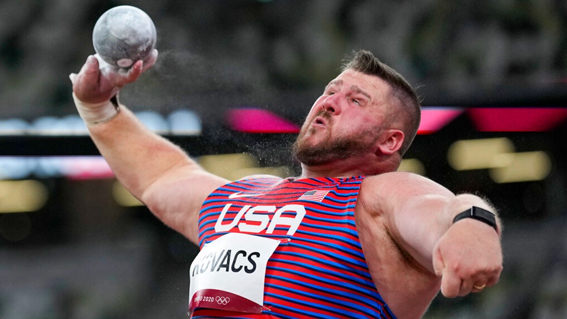 How much does an Olympic shot put weigh?