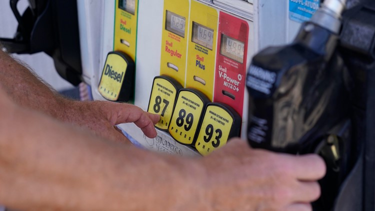 El promedio nacional por galón de gasolina podría llegar a $6 este verano