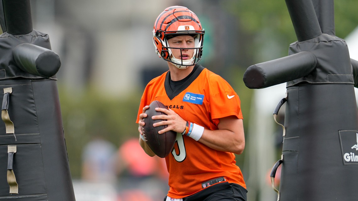 Joe Burrow contract update: Bengals de facto GM says they'll 'get a deal  worked out' with star QB 