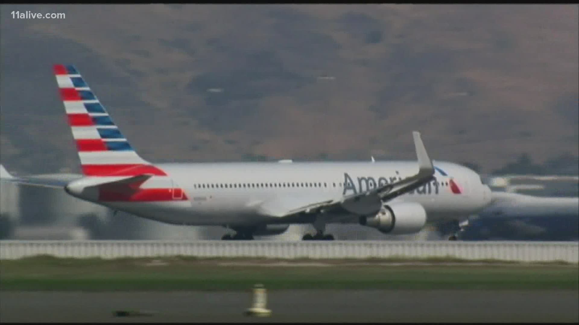 American Airlines and United Airlines will begin selling full flights after coronavirus pandemic