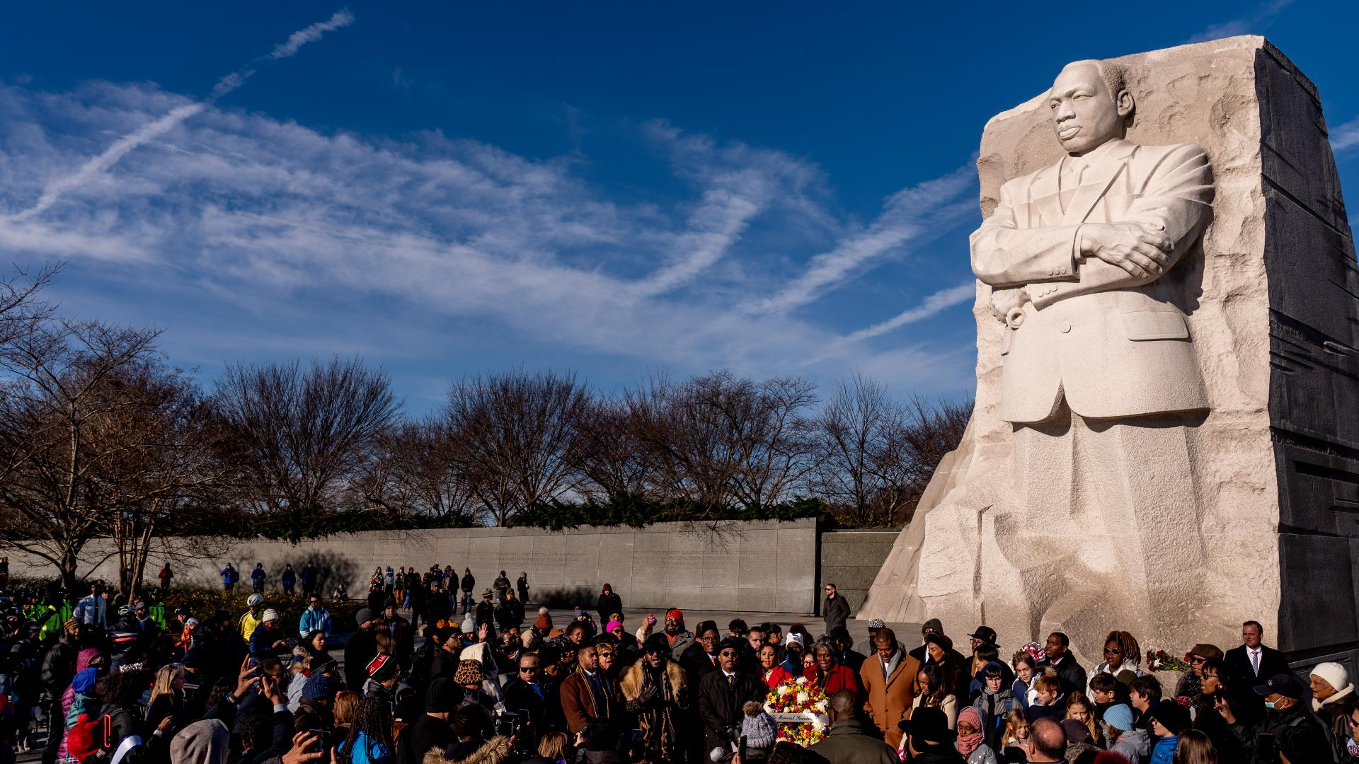 bank of america mlk day hours